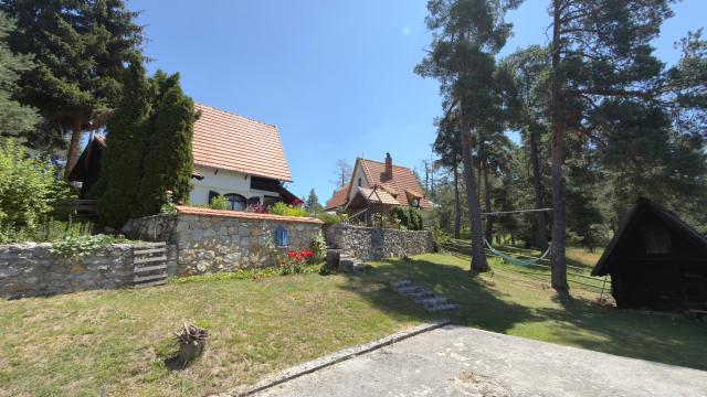 Kuća, Petosoban, Prodaja, 124m2, Dobroselica, Okolno mesto, Dobroselica