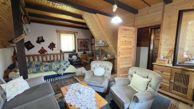 Kuća, Petosoban, Prodaja, 124m2, Dobroselica, Okolno mesto, Dobroselica
