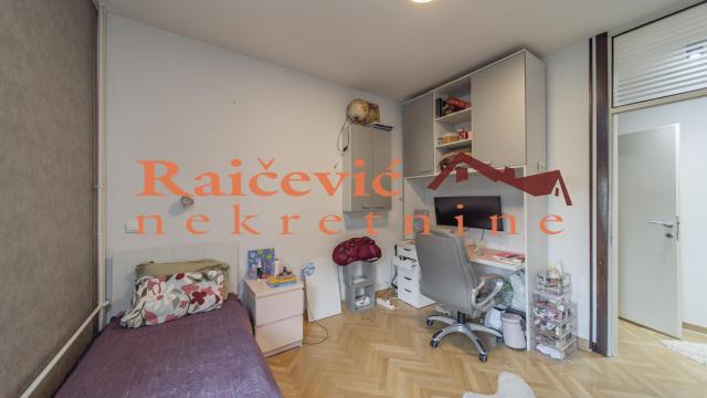 Stan, četvorosoban, Prodaja, 103m2, Dedinje, Savski venac, Koste Racina