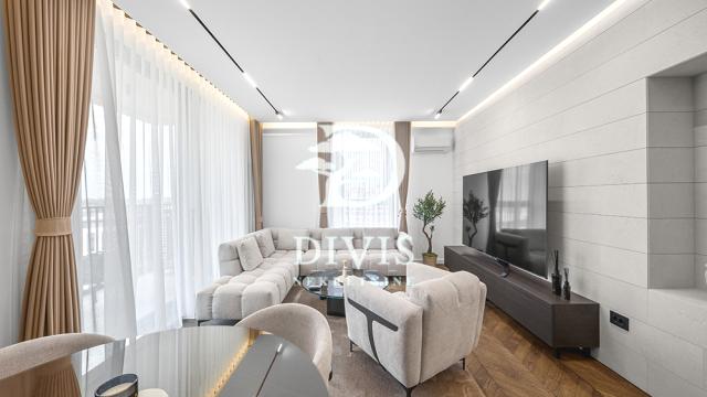 Stan, Trosoban, Prodaja, 82m2, Bulevar Vudroa Vilsona