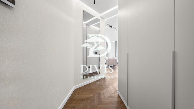 Stan, Trosoban, Prodaja, 82m2, Bulevar Vudroa Vilsona