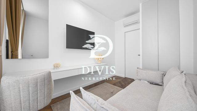 Stan, Trosoban, Prodaja, 82m2, Bulevar Vudroa Vilsona