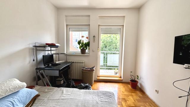 Stan, Trosoban, Prodaja, 76m2, Gostivarska