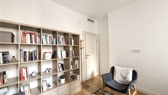 Stan, četvorosoban, Izdavanje, 81m2, Dunavska