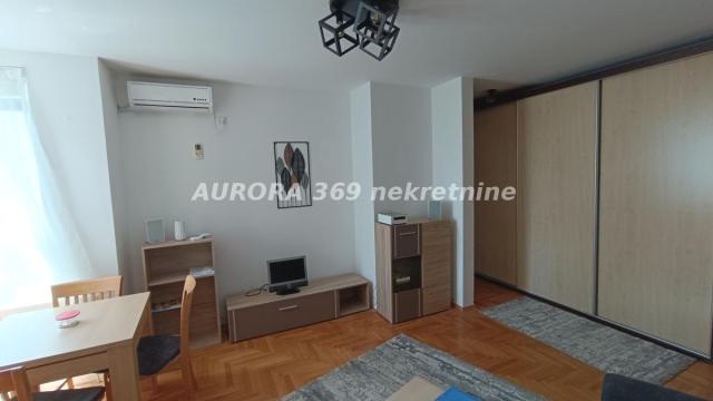 Stan, Dvosoban, Izdavanje, 44m2, Podbara, Novi Sad, Novi Sad
