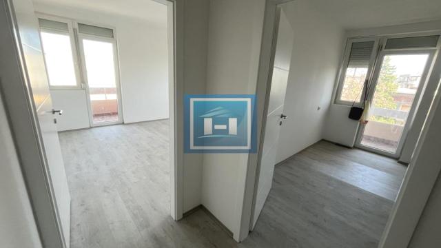 Stan, Dvoiposoban, Prodaja, 74m2, Centar, Gradska lokacija, Paraćin