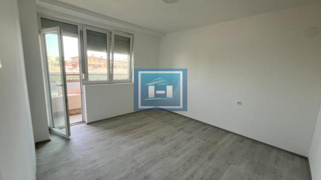 Stan, Dvoiposoban, Prodaja, 74m2, Centar, Gradska lokacija, Paraćin
