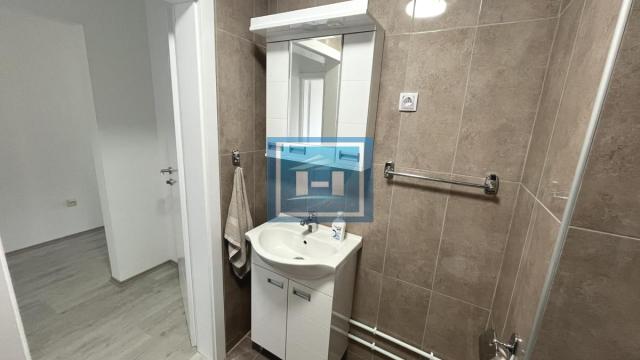 Stan, Dvoiposoban, Prodaja, 74m2, Centar, Gradska lokacija, Paraćin