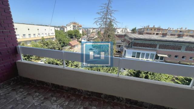 Stan, Dvoiposoban, Prodaja, 74m2, Centar, Gradska lokacija, Paraćin