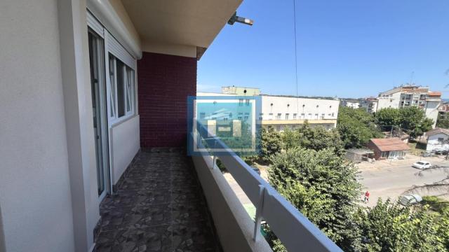 Stan, Dvoiposoban, Prodaja, 74m2, Centar, Gradska lokacija, Paraćin