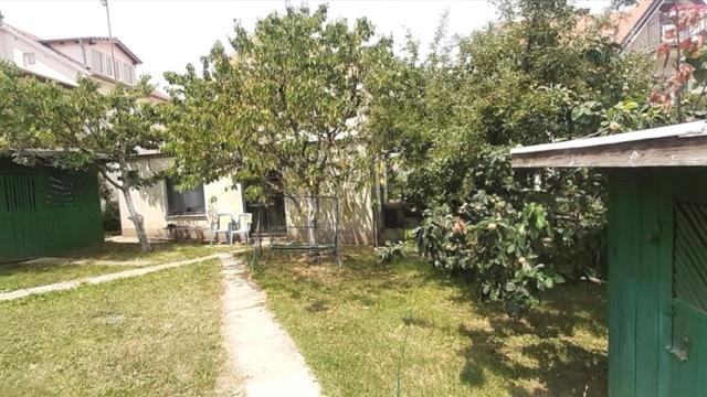 Kuća, četvoroiposoban, Prodaja, 200m2, Sremčica, Čukarica, Cokesinska