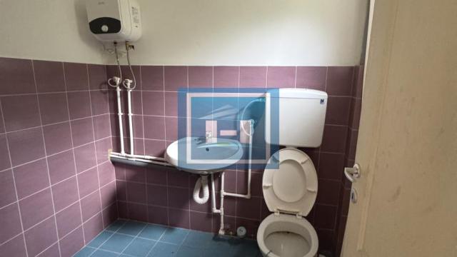 Poslovni prostor, Izdavanje, 59m2, Gradska lokacija, Ćuprija