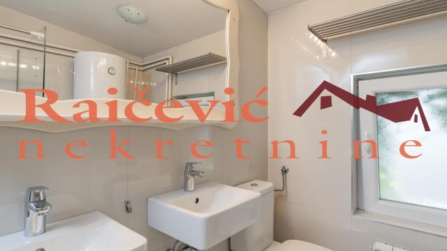 Stan, Trosoban, Prodaja, 82m2, Kalenić pijaca, Vračar, Topolska