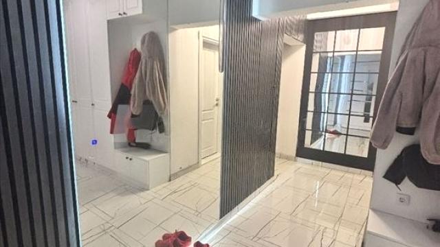 Kuća, Petosoban, Prodaja, 222m2, Borča, Palilula, Put za Ovcu