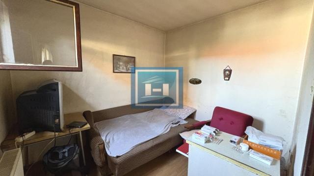 Kuća, četvorosoban, Prodaja, 250m2, Kolonija, Gradska lokacija, Jagodina