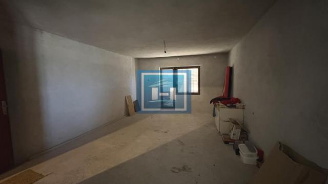 Kuća, četvorosoban, Prodaja, 250m2, Kolonija, Gradska lokacija, Jagodina