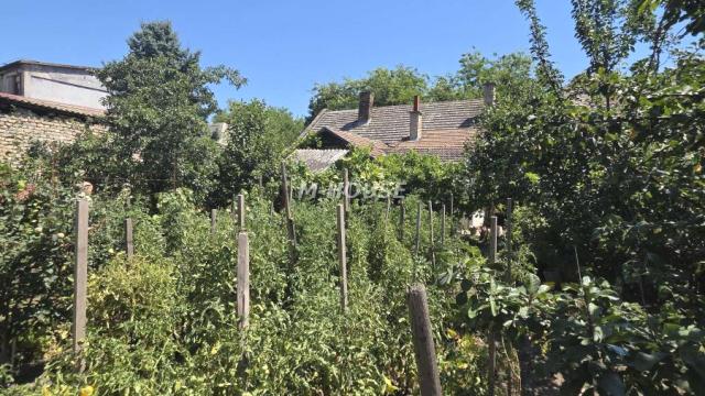 Kuća, Trosoban, Prodaja, 114m2, Železnička stanica, Gradska lokacija, Sombor