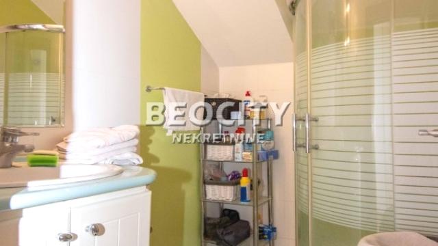 Stan, Trosoban, Prodaja, 74m2, Blok 70 (kineski tržni centar), Novi Beograd, Jurija Gagarina