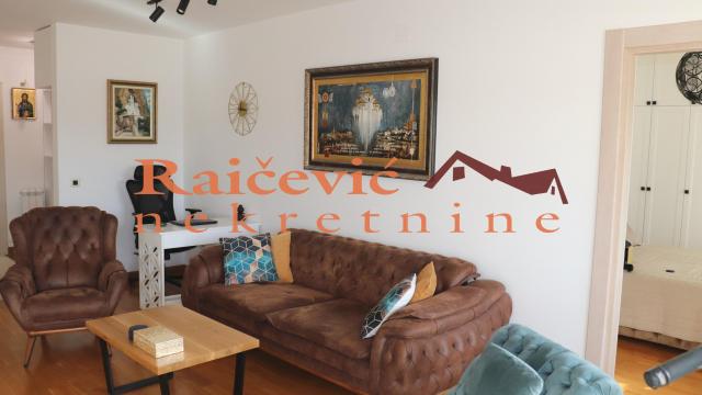 Stan, četvorosoban, Prodaja, 103m2, Autokomanda, Voždovac, Jove Ilica