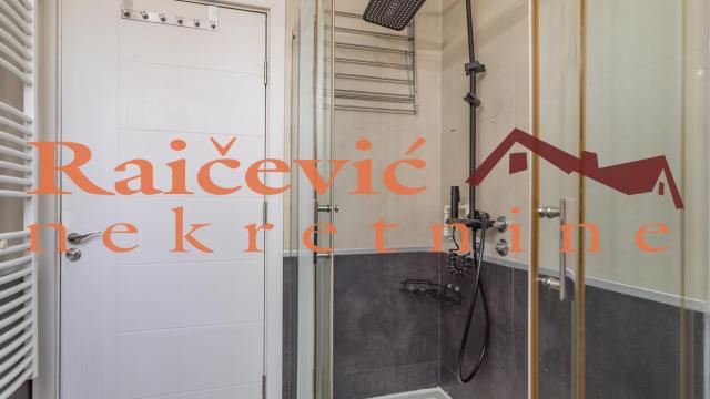 Stan, četvorosoban, Prodaja, 136m2, Autokomanda, Voždovac, Bulevar oslobodjenja