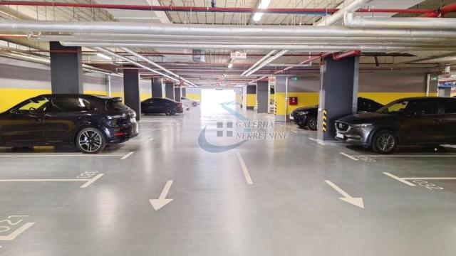 Poslovni prostor, Jednosoban, Izdavanje, 112m2, Blok 65, Novi Beograd, Tadije Sondermajera