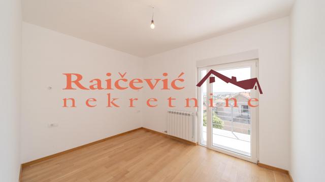 Stan, Trosoban, Prodaja, 82m2, Kaludjerica, Grocka, Kaludjerica