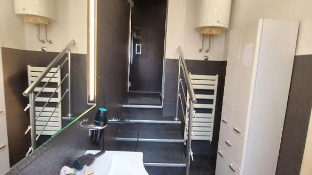Stan, Petosoban, Prodaja, 400m2, Banovo brdo, Čukarica, Zimonjićeva
