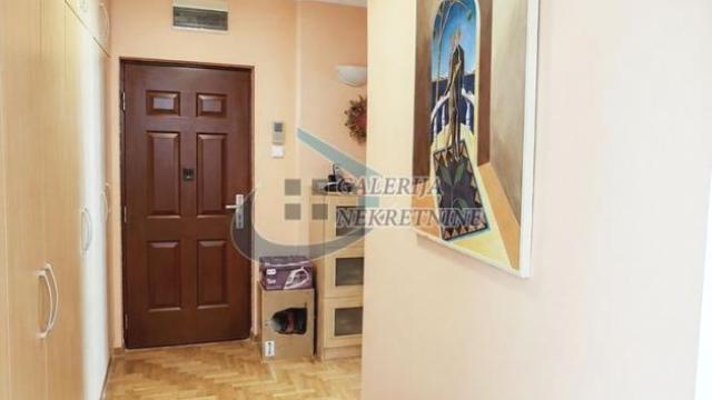Stan, četvorosoban, Izdavanje, 90m2, Blok 61, Novi Beograd, Jurija Gagarina