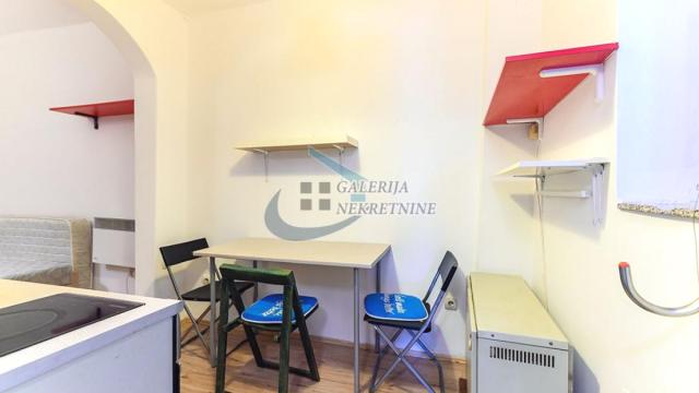 Stan, Garsonjera, Prodaja, 23m2, Čubura, Vračar, Cerska