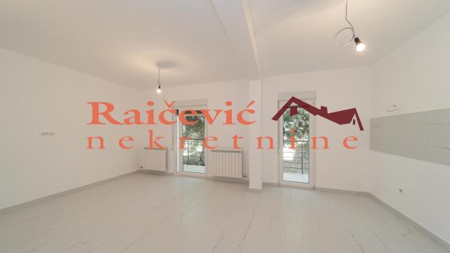 Stan, Trosoban, Prodaja, 82m2, Kaludjerica, Grocka, Kaludjerica