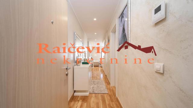 Stan, Troiposoban, Izdavanje, 90m2, Beograd na vodi, Savski venac, Bulevar Vudroa Vilsona