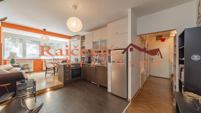 Stan, Trosoban, Prodaja, 60m2, Centar, Stari grad, Kralja Milana