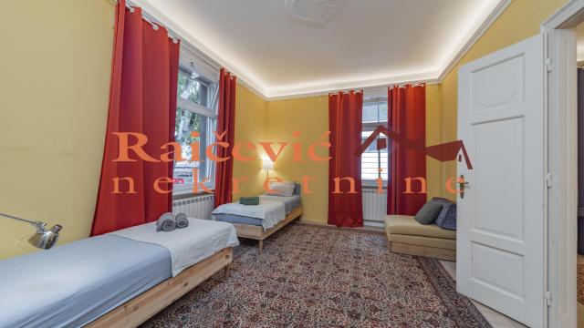 Stan, četvorosoban, Prodaja, 82m2, Centar, Stari grad, Dositejeva