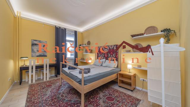 Stan, četvorosoban, Prodaja, 82m2, Centar, Stari grad, Dositejeva