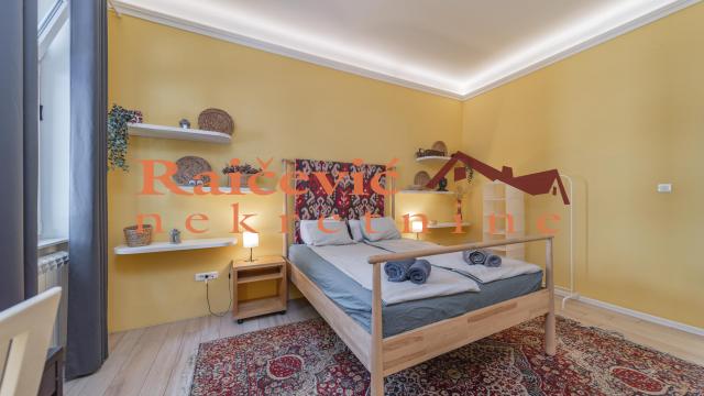 Stan, četvorosoban, Prodaja, 82m2, Centar, Stari grad, Dositejeva