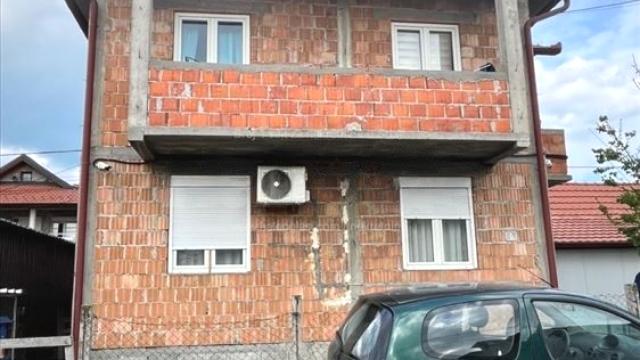 Kuća, Petosoban i veći, Prodaja, 142m2, Batajnica, Zemun, Despota Ivanisa