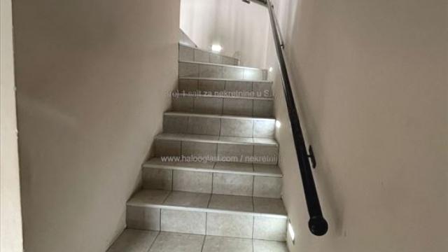 Kuća, Petosoban i veći, Prodaja, 142m2, Batajnica, Zemun, Despota Ivanisa