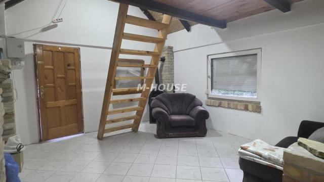 Kuća, Dvosoban, Prodaja, 50m2, Širi centar, Gradska lokacija, Apatin