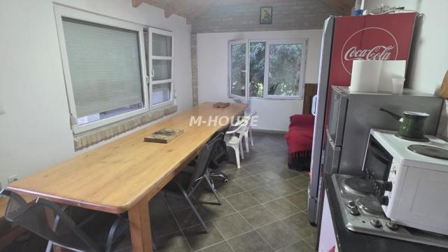 Kuća, Dvosoban, Prodaja, 50m2, Širi centar, Gradska lokacija, Apatin