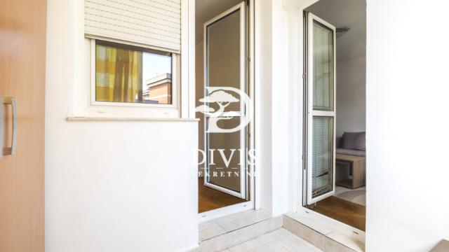 Stan, Dvosoban, Prodaja, 42m2, Porečka