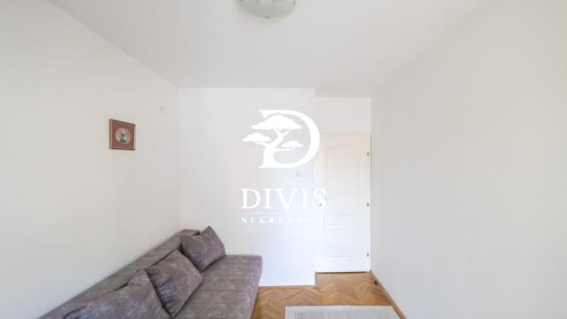 Stan, Dvosoban, Prodaja, 42m2, Porečka