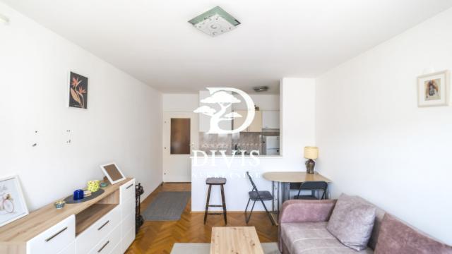 Stan, Dvosoban, Prodaja, 42m2, Porečka