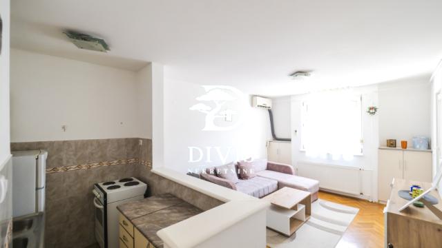 Stan, Dvosoban, Prodaja, 42m2, Porečka