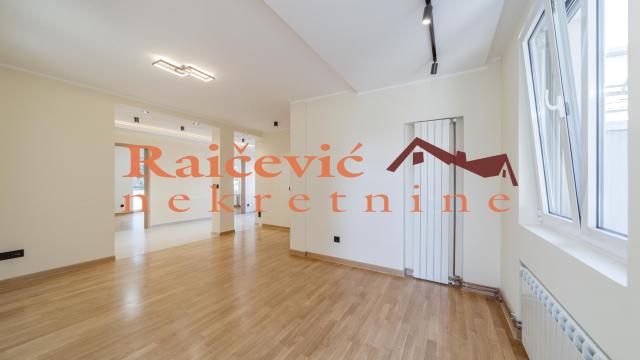 Stan, četvoroiposoban, Prodaja, 123m2, Voždovac, Nikole Djurkovica