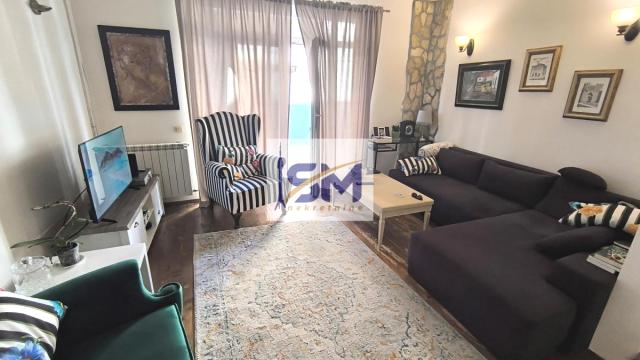 Kuća, Petosoban, Izdavanje, 250m2, FON - Bilećka, Voždovac, Bilećka