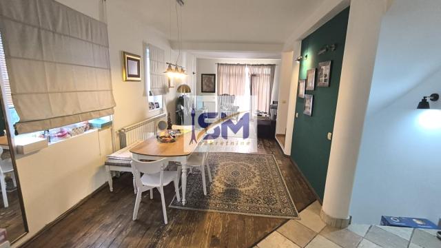 Kuća, Petosoban, Izdavanje, 250m2, FON - Bilećka, Voždovac, Bilećka