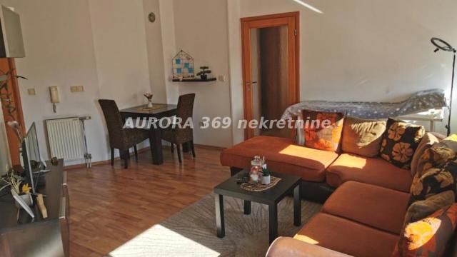 Stan, Jednoiposoban, Izdavanje, 40m2, Bulevar Oslobodjenja, Novi Sad, Novi Sad