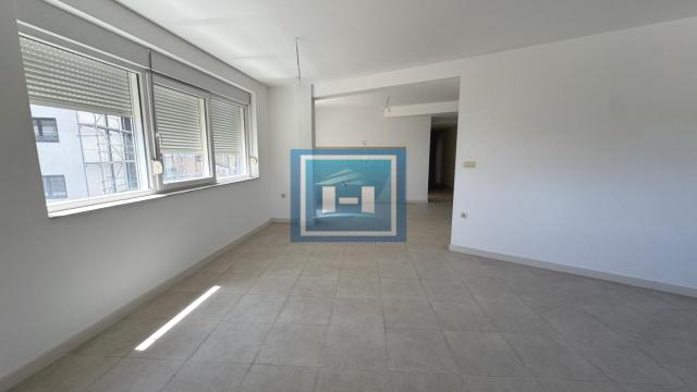 Stan, četvorosoban, Prodaja, 97m2, Centar, Gradska lokacija, Paraćin