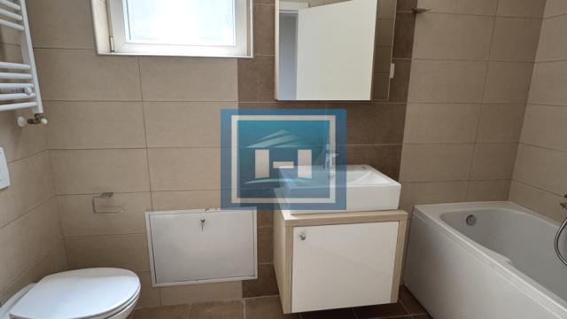 Stan, četvorosoban, Prodaja, 97m2, Centar, Gradska lokacija, Paraćin