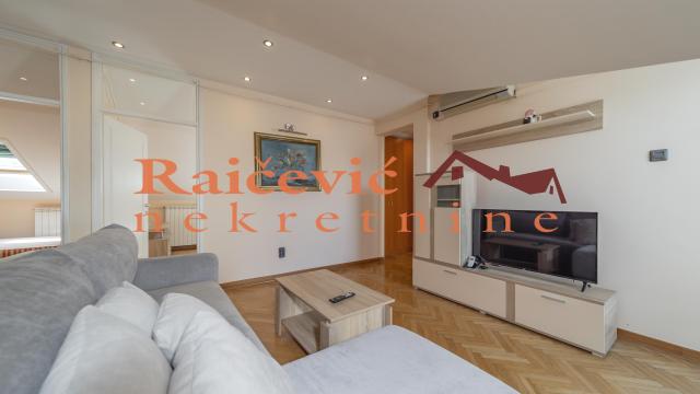 Stan, Troiposoban, Izdavanje, 83m2, Stari grad, Strahinjica bana